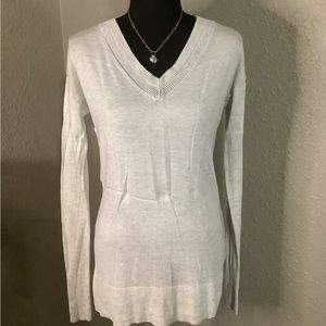 A NEW DAY‎ Elegant V-Neck Sweater in oatmeal